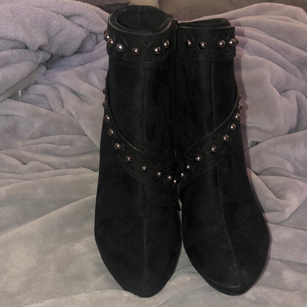 Forever black suede boots